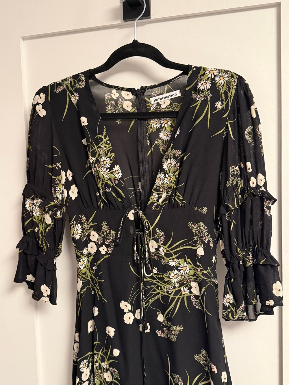 Reformation Lorelei Dress - Picture 3 of 9